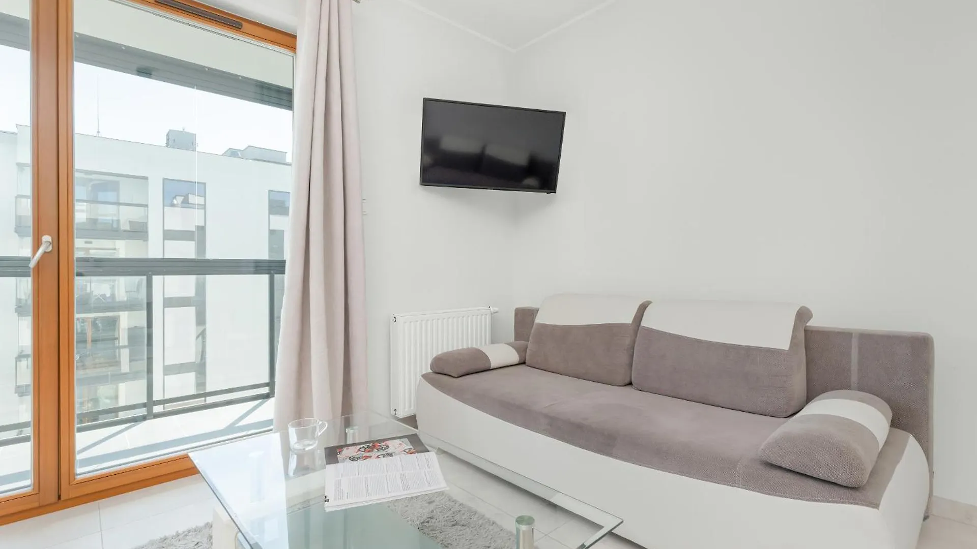 Nowoczesne I Komfortowe Studio Z Widokiem Na Morze Na 11 Pietrze W Gdansku By Noclegi Renters 0*, Гданьск
