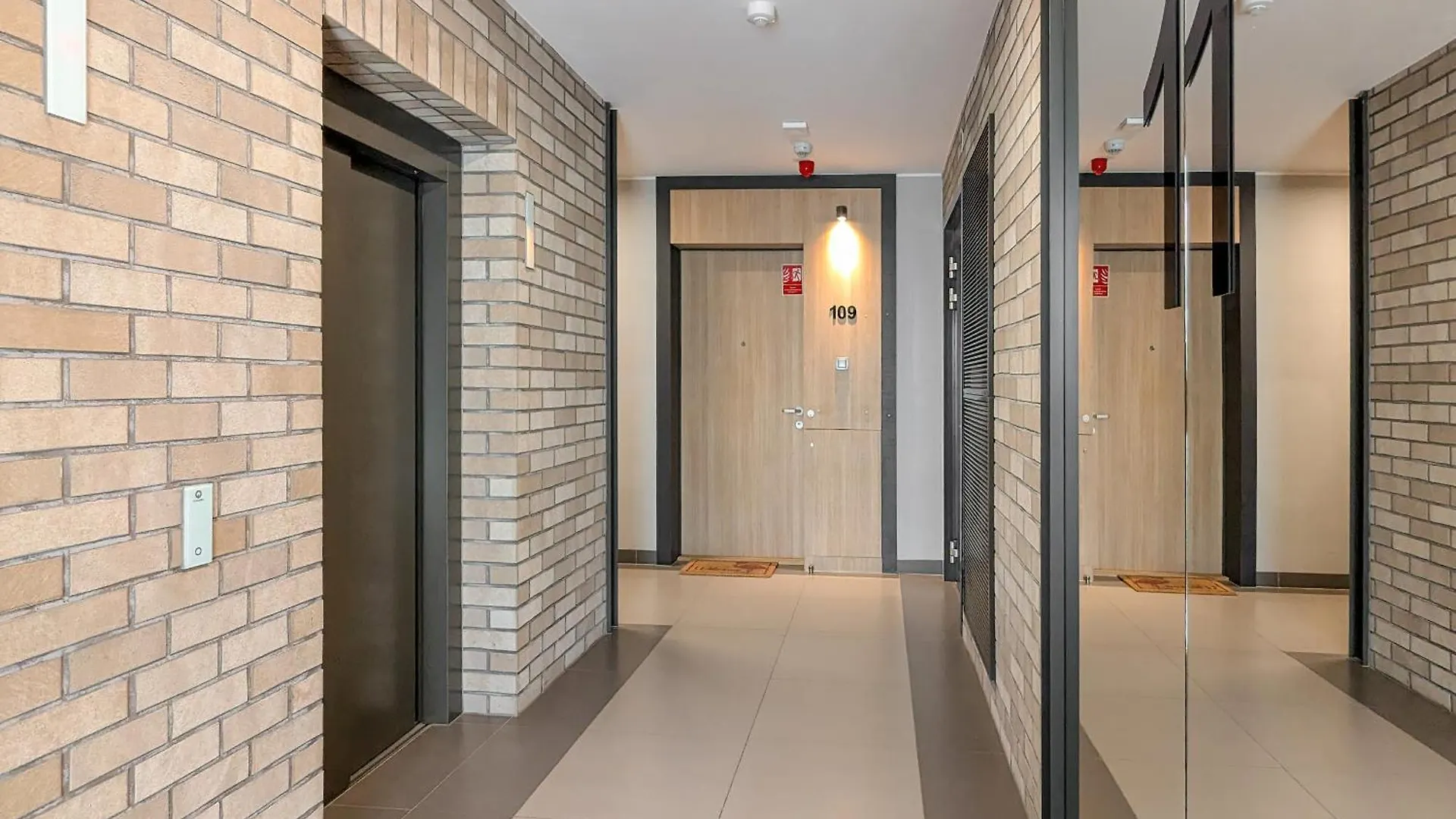 Nowoczesne I Komfortowe Studio Z Widokiem Na Morze Na 11 Pietrze W Gdansku By Noclegi Renters Апартаменты